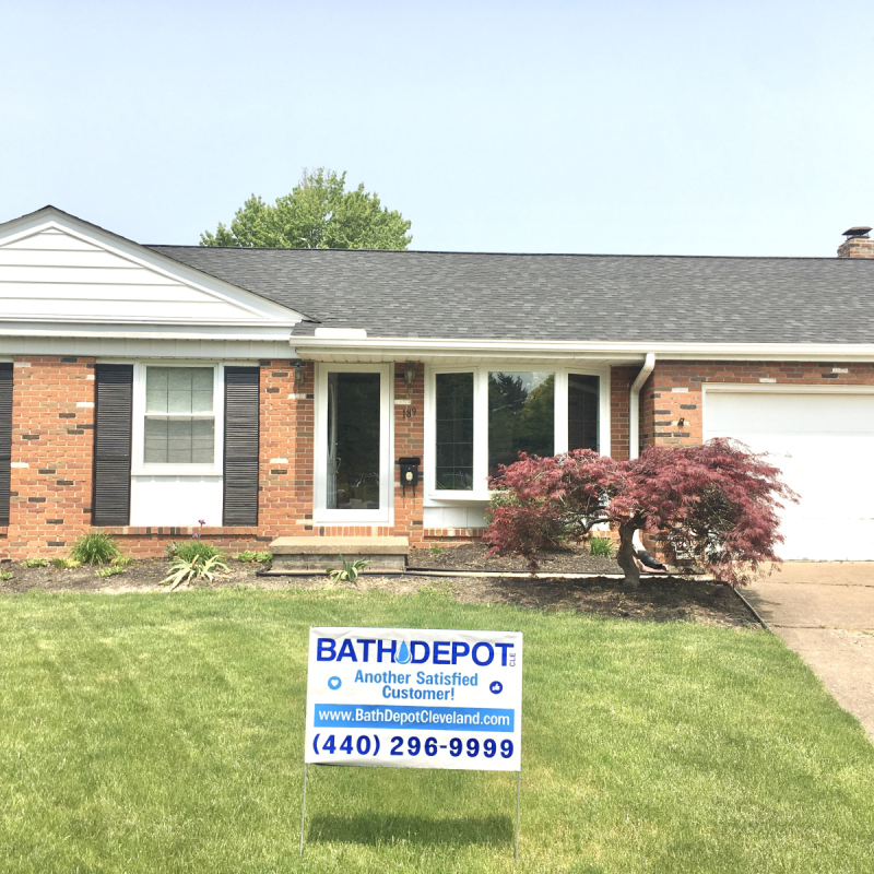 walk-in-shower-replacement-in-elyria-oh-2