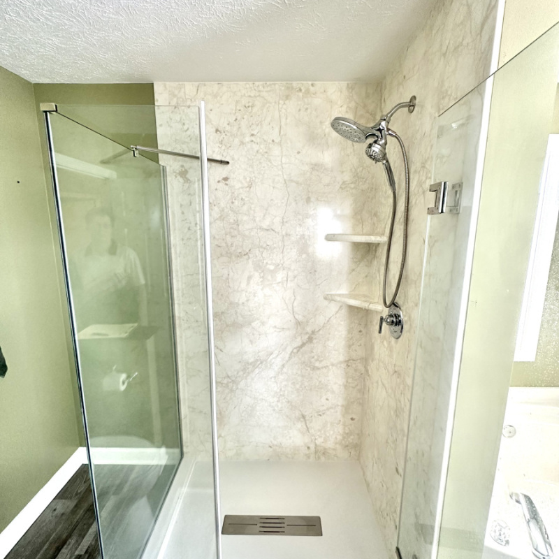bathroom-makeover-in-cleveland-oh-11