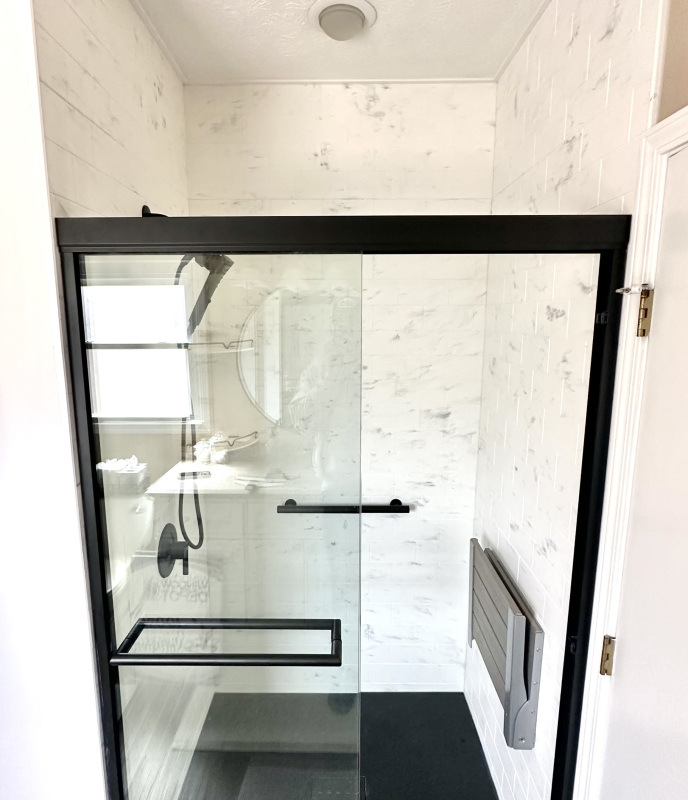 walk-in-shower-replacement-in-parma-oh-6
