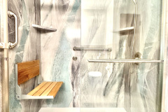 walk-in-shower-replacement-in-elyria-oh-3