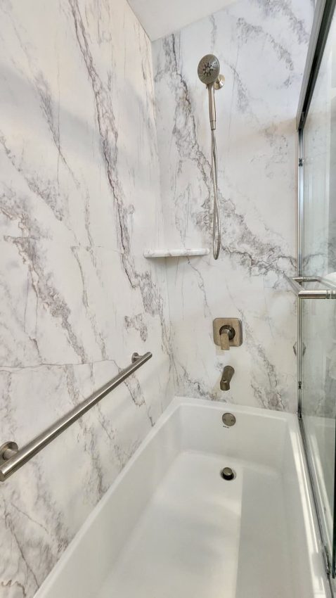 Tub Remodeling Project in Bay Village, OH