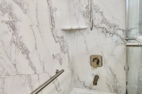 Tub Remodeling Project in Bay Village, OH