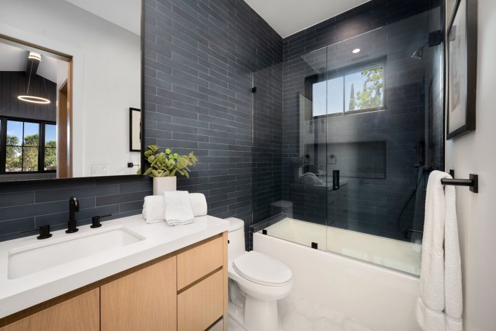 Bath Remodeling Showroom Huron, OH